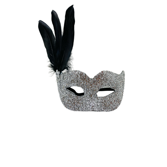 ANTIFAZ PLATEADO CON PLUMA LATERAL NEGRA