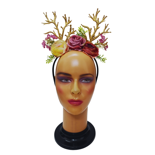 TIARA DE FLORES CON RAMAS DORADAS